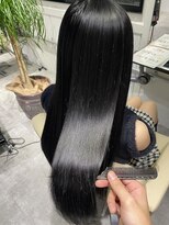 レヴリー(reverie)&nbsp;ツヤ髪ブルーブラック　髪質改善　心斎橋