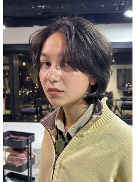 タイ(TAI) センターパートショート