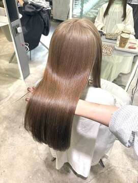 ジェム(GEM) 【暖音】ふんわりミルクティーベージュの可愛いスタイル♪