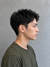 ヴェルト 浦和(VELT) 横顔もすっきり◎黒髪束感ショート