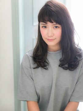 エルデ ナインズ ヘアー スタンド 川口店(elde 9's HAIR STAND) イメチェンフォギーベージュ耳かけ毛先パーマ厚めバング