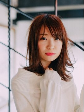 エマージュ 川崎(Emerge) ピンク外ハネミディ