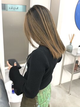 ケプカ(KEPKA) ハイライト グラデーション ケアブリーチ 白髪ぼかし