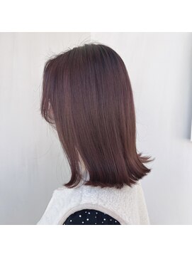 アライアオーロ(Alaiaolo) カシスカラーでおしゃれ髪に！！