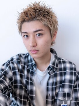 メゾンバイハバナ(maison by HAVANA) 束感ショートツーブロックマッシュハイライトスパイキーショート