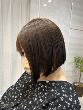 エルバイラビス 大宮(elu by lovis) 【SYUYA】前下がりボブ/オリーブベージュ/前髪パーマ
