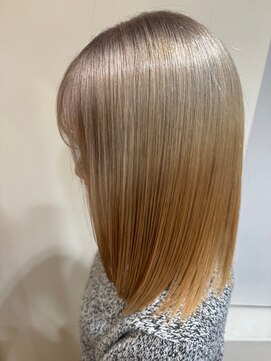 ヘアショップ エヌアンドエー 久喜菖蒲店(hair shop N&A) 大人綺麗なうる艶ストレート#11 サラ艶ハイトーンケアカラー