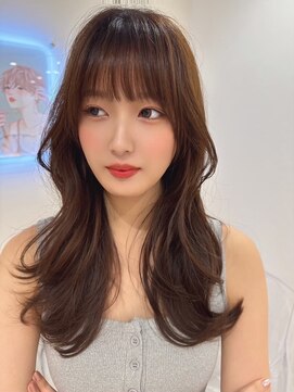 ロンド レア 天神大名店(Lond Le’a) デザインカラー/レイヤーカット/ウェットヘア/オリーブベージュ