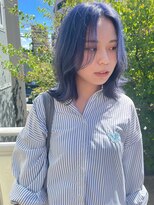 ツイギー 宮西店(TWiGGY) ブルーカラー×外はねミディアム