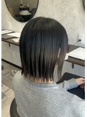 ぱつっとボブ