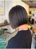 大人ストレートボブ