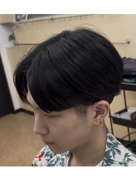 パリス メンズサロン(PARIS MEN'S Salon) 刈り上げセンターパート