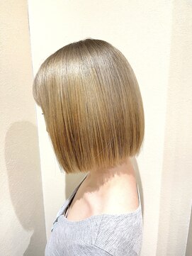 フェリエットバイビークール(feliette by Be-COOL) 「小顔効果あり」タッセルボブ