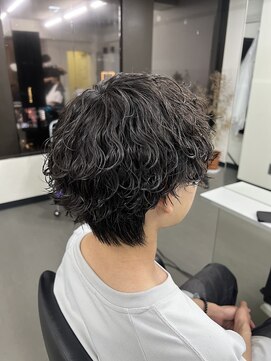 プルーブトウキョウ 渋谷(PROVE TOKYO) 爽やか無造作波巻きパーマ メンズマッシュウルフ