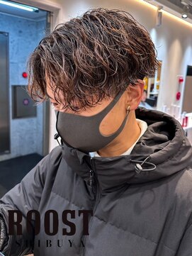 ルースト 渋谷店(ROOST) MEN’S/サーフカール/刈り上げセンターパート/髪質改善/渋谷