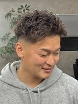 サップ 茨木店(Sup) スキンフェード ピンパーマ スパイキーショート