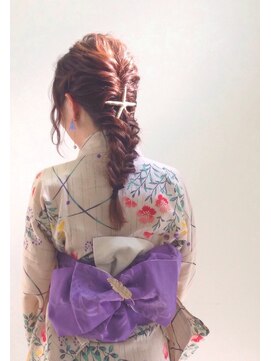 ヘアーサロン リノ(Hair Salon Lino) 人気のアクセサリーが映える浴衣アレンジ