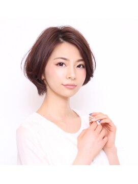 楓の森 フェミニンショート