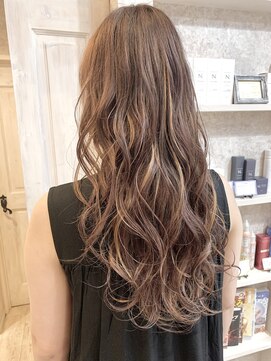 キャアリー(Caary) 福山市美容室Caary くすみラベンダーアッシュ ハイライトカラー