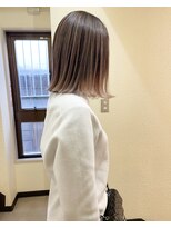 バーチョ(bacio)&nbsp;ピンクベージュバレイヤージュ ボブ  【Insta→bacio_ozawa】