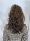 透け感ベージュ イルミナカラー ラフウェーブ【OAK中目黒】