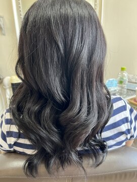 ハグエヴェック(HUG AVEC) 艶髪艶色/艶感