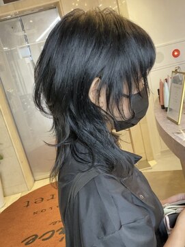 アウル 心斎橋(owl) ジェンダーレス×ウルフ×黒髪×ブルーブラック