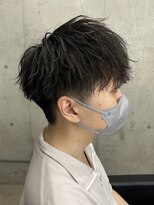 フイ 代々木(Hui) メンズ/アップバング/ツーブロックマッシュ/束感ショート波巻き