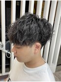 ツイスト スパイラル 波パーマ マッシュ 刈り上げ