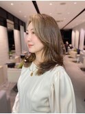 大人可愛いミディアムレイヤー前髪カットトリートメント