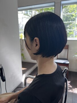 メロウ 湯布院(MELLOW) ショートボブ