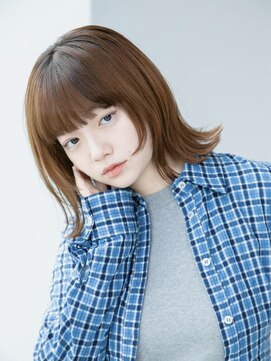 トリッカ シブヤ(TRICCA SHIBUYA) ウルフレイヤー/こなれミディ/ベージュカラー/レイヤー/秋カラー