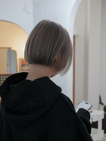 ニュイ(NUIT)&nbsp;ダブルカラーミルクティーベージュカラーケアブリーチ韓国ボブ