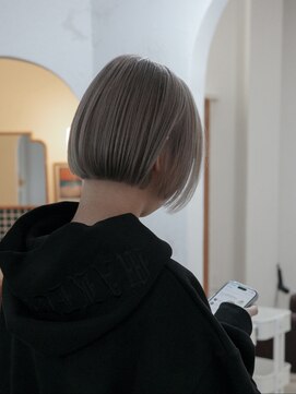 ニュイ(NUIT) ダブルカラーミルクティーベージュカラーケアブリーチ韓国ボブ