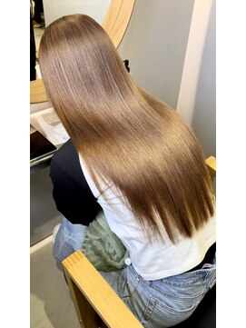 チル(CHILL) 【Meg～chill松山～】ミルクティーベージュ