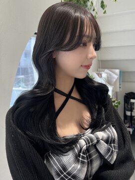 ハチ(HACHI) 韓国透明感艶ブラックヘア