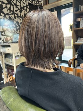 エミタス 三年坂(Emitas) くびれヘア