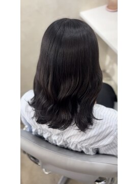 ユニック コウベ(unique KOBE) アッシュグレーじゅか