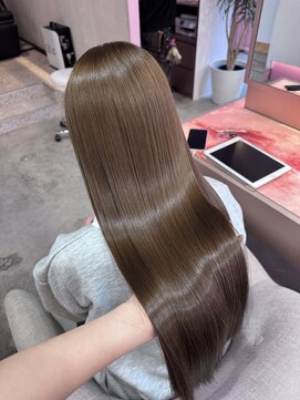 ウィクシーミミ 栄矢場町店(wixy mimi) オリーブベージュ