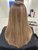 ベルポ(Bellpo)&nbsp;ハイトーンにしたい方必見！白髪ぼかしのハイライト#浦和#個室