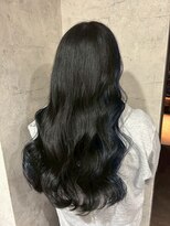 アフィナー(Afinar) 【横浜/横浜駅】艶感ブラック×ゆる波ロング