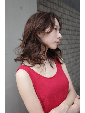 ラグゼ(Luxe) ドライパーマミディ【表参道】