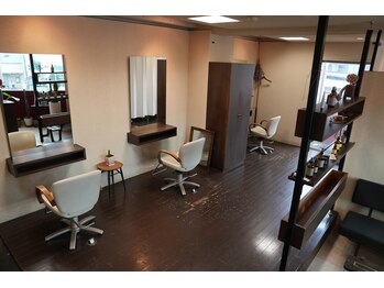 ノーイズムツー(no ism two)の写真/スタイリスト本気の仕事！少人数だからこそできる丁寧なカウンセリングと居心地の良い空間をご提供♪