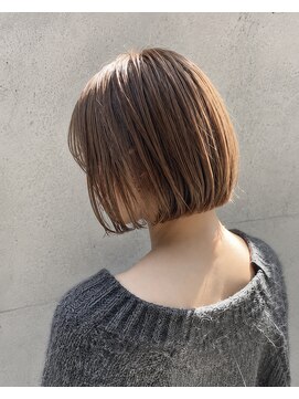 ラベストオイケ(LOVEST OIKE) 後ろ姿も可愛い、コンパクトボブ / 20代