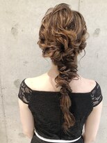 ルラブランシェ(Rula branche) パーティーヘアセット【４】