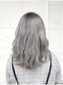 Ｗブリーチ×シルバーカラー〔内形歩美〕