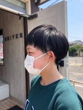 オリバー(ORiVER) 刈り上げショート