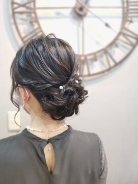ヘアセットサロン ミント(Hair set salon MINT) 綺麗めアップスタイル