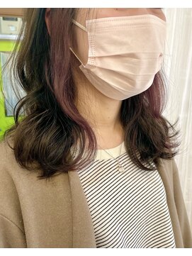 ヨナサン(Yona Saint) ピンクラベンダー×イヤリングカラー。