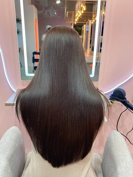 ウィクシーミミ 栄矢場町店(wixy mimi) 【wixy mimi/栄 矢場町/KOU】つや髪/ストレートロング/ブラウン